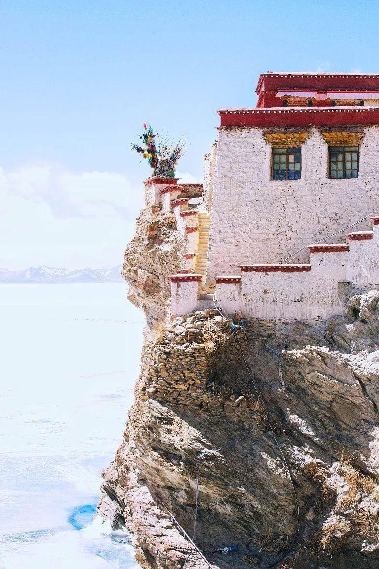 西藏,和平稳定与繁荣发展的生动写照